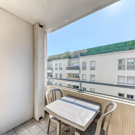 Guestready - Sleek & Sunny Comfort Near The Tram *