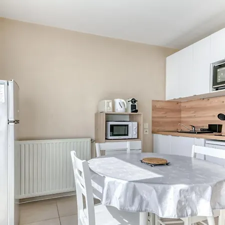 Apartment Guestready - Sleek & Sunny Comfort Near The Tram *