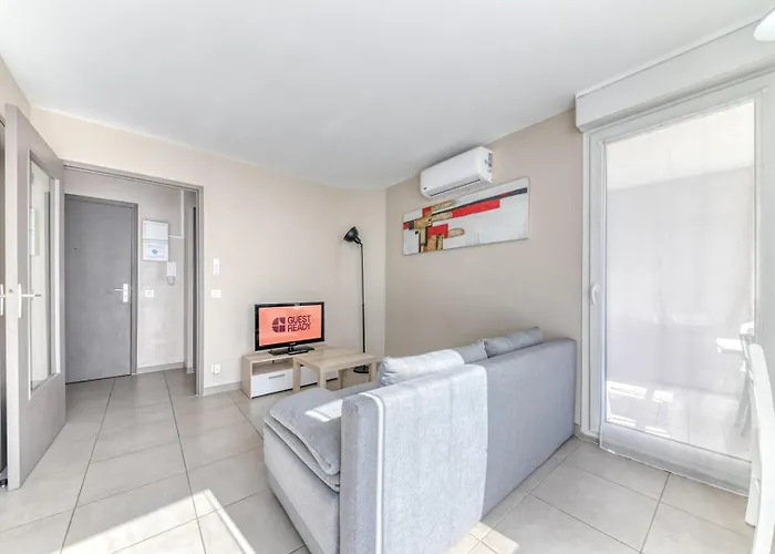 公寓 Guestready - Sleek & Sunny Comfort Near The Tram