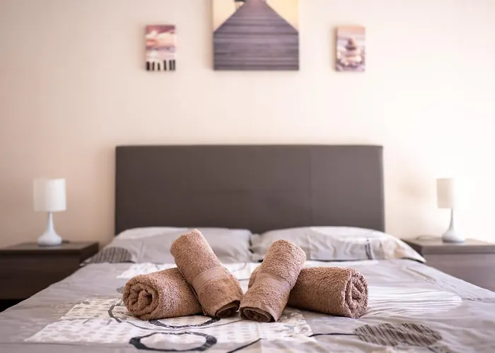 Guestready - Sleek & Sunny Comfort Near The Tram 公寓